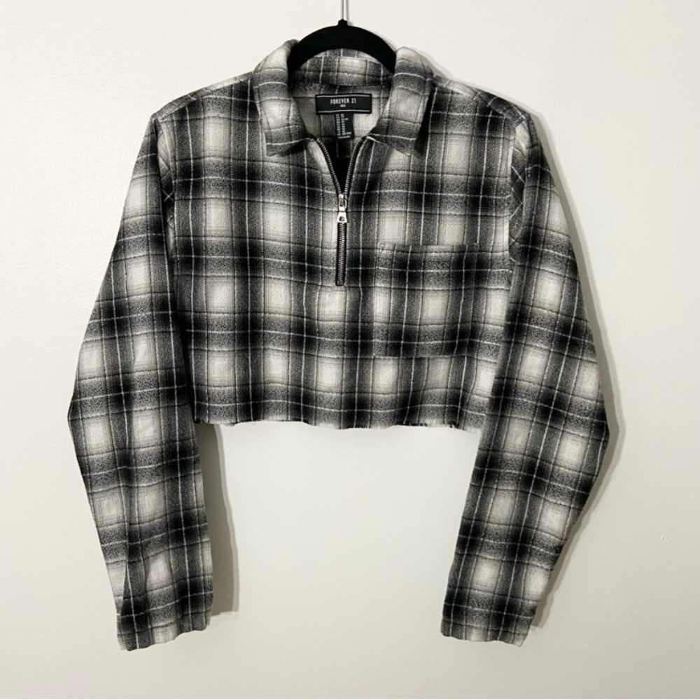 Forever 21 Black And White Plaid Crop Long Sleeve Quarter Zip
